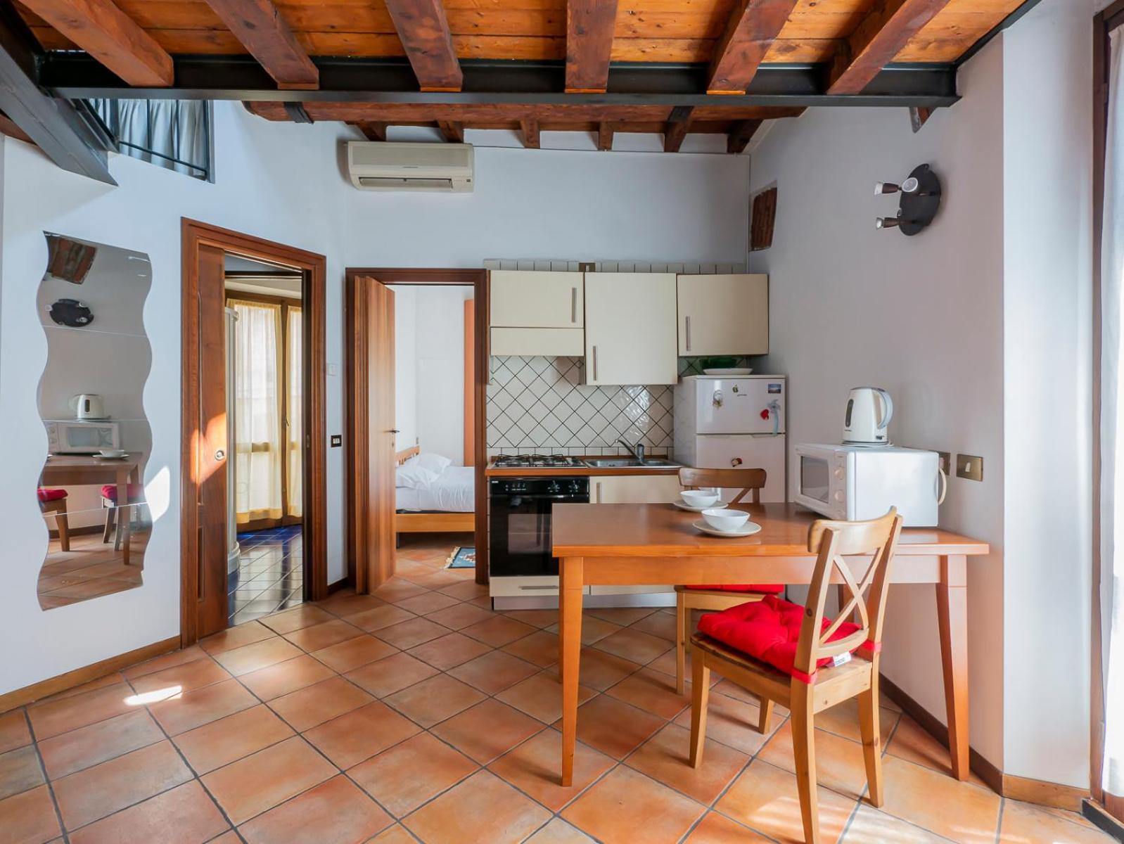 Apartment Youhosty - Porta Romana M3 *
